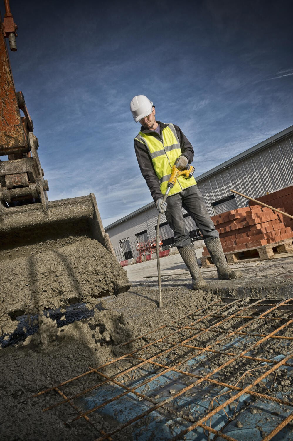 DeWalt DCE531N-XJ Sladdlös Betongvibrator vy 2