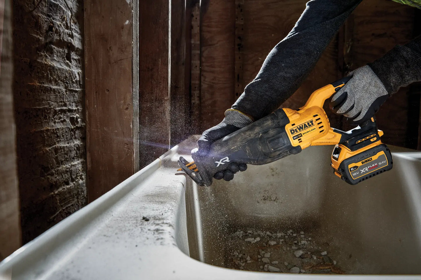 DeWalt DCS386NT Tigersåg 18V TSTAK