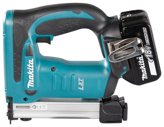 Makita DST221Z