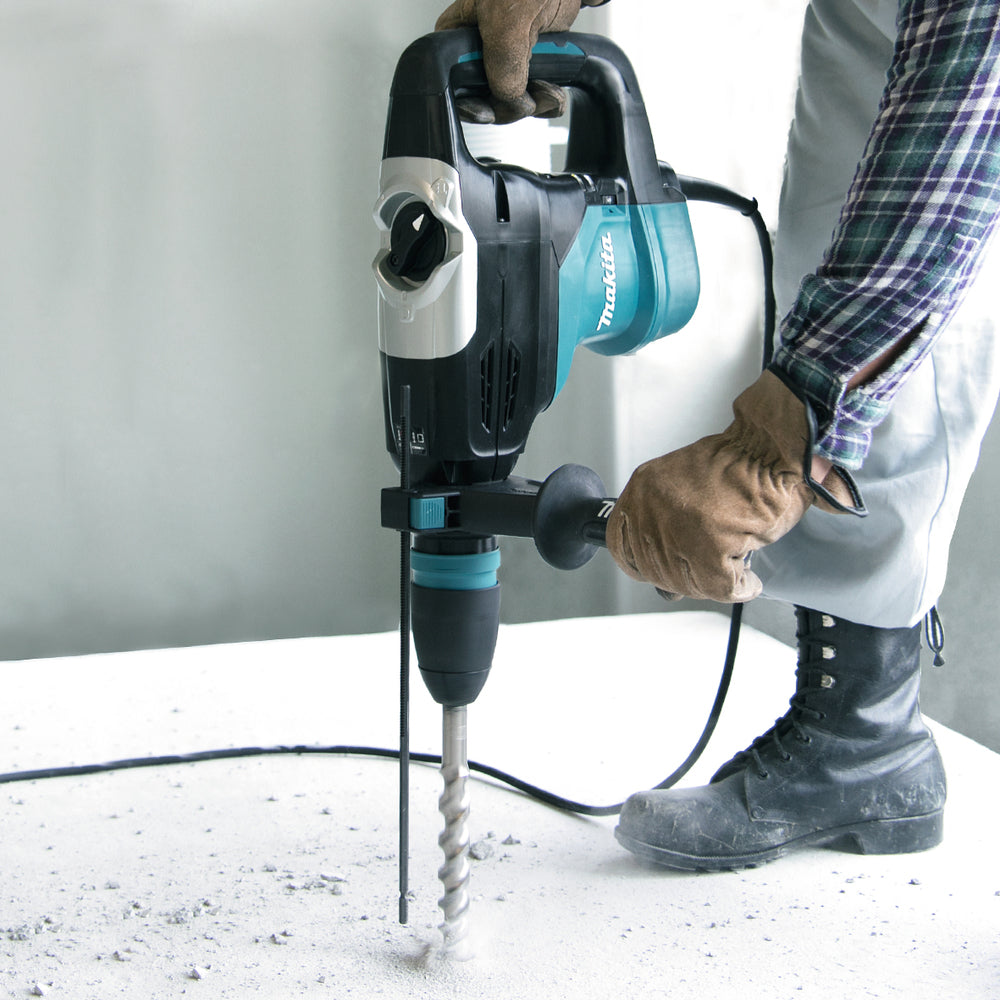 Makita HR4003C