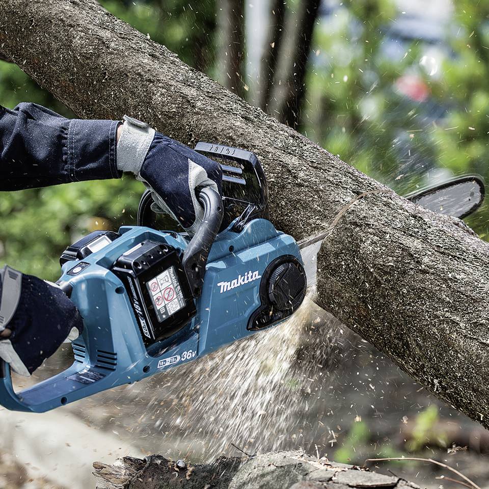 Makita DUC353Z 2x18V LXT Kedjesåg 35cm – Original (utan batteri)