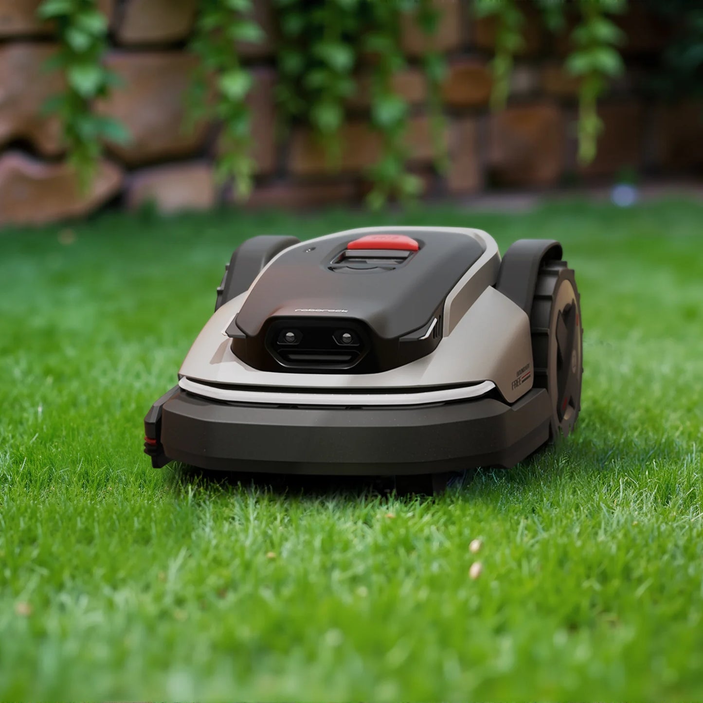 Roborock RockMow S108 - 800 m²