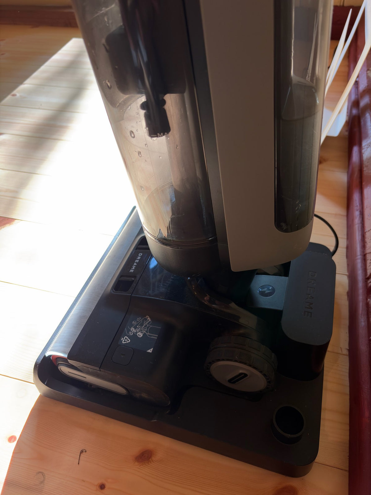 Dreame H12 Pro FlexReach Restore – golvmunstycke och laddningsstation