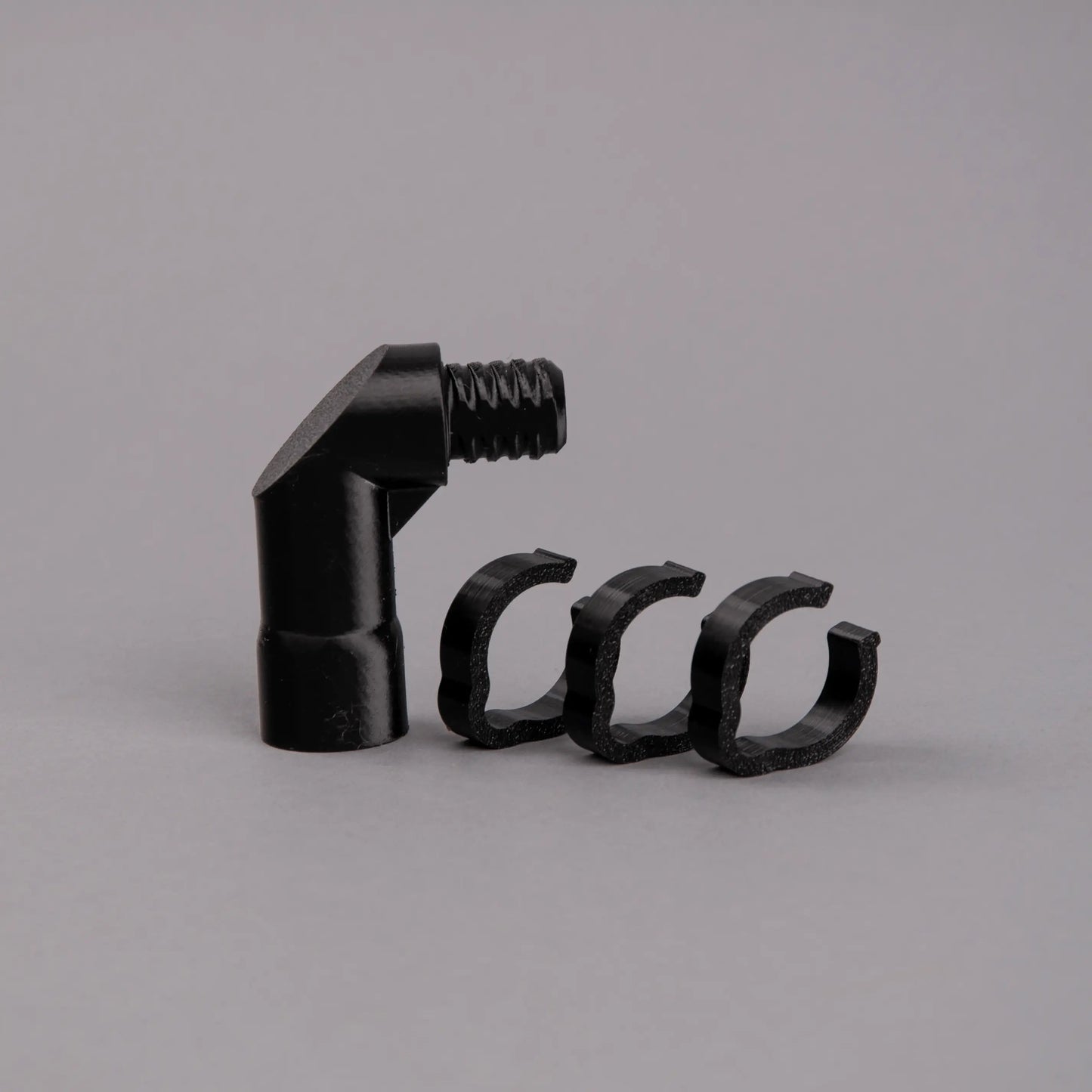 Mammotion Luba Mini & Yuka Mini – RTK - Antennenhalter Adapter (90° - Winkel) - Exact Designs